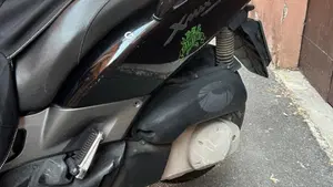 Yamaha X-Max 250 (2007 - 09)  (6)