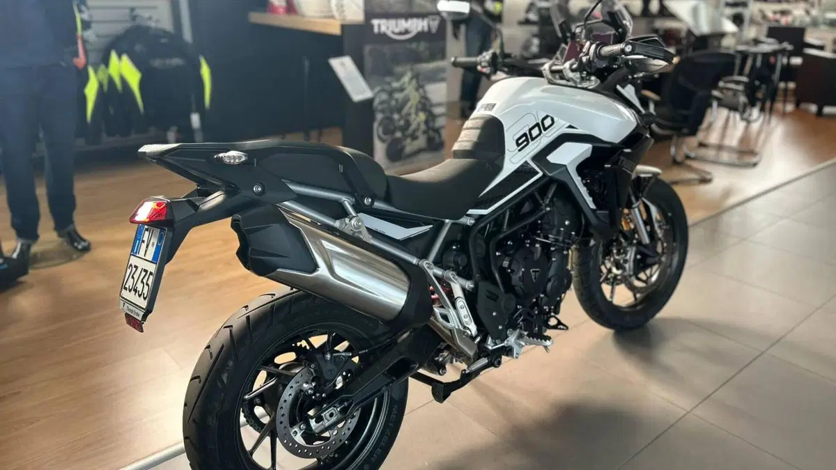 Triumph Tiger 900 GT Pro (2024 - 26)  (2)