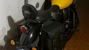 Royal Enfield Meteor 350 (2021 - 26)  (4)