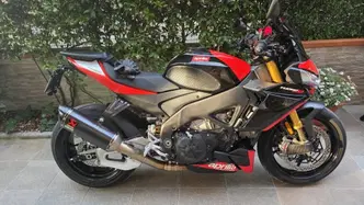 Aprilia Tuono V4 Factory SE-09 SBK (2024) usata