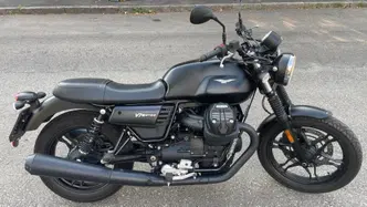 Moto Guzzi V7 III Stone (2017 - 20) usata