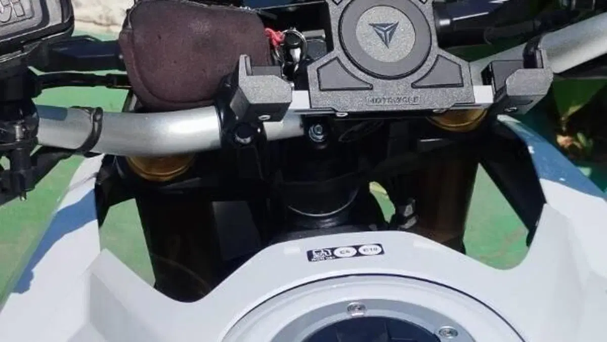 Suzuki V-Strom 800DE (2025 - 26)  (3)