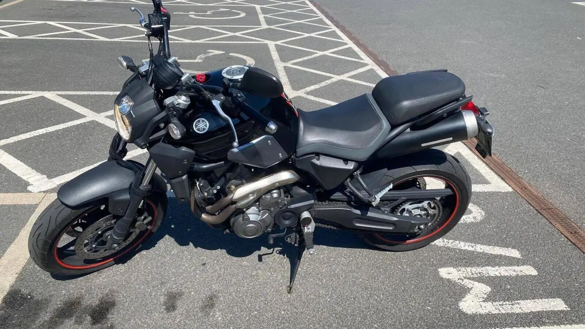 Yamaha MT-03 (2006 - 14)  (3)