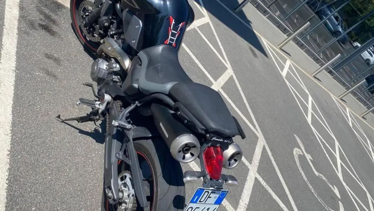 Yamaha MT-03 (2006 - 14)  (4)