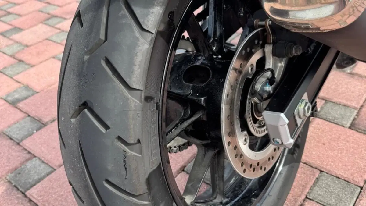 Suzuki V-Strom 650 (2021 - 25)  (4)