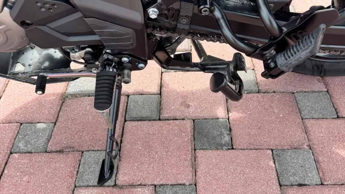 Suzuki V-Strom 650 (2021 - 25)  (5)