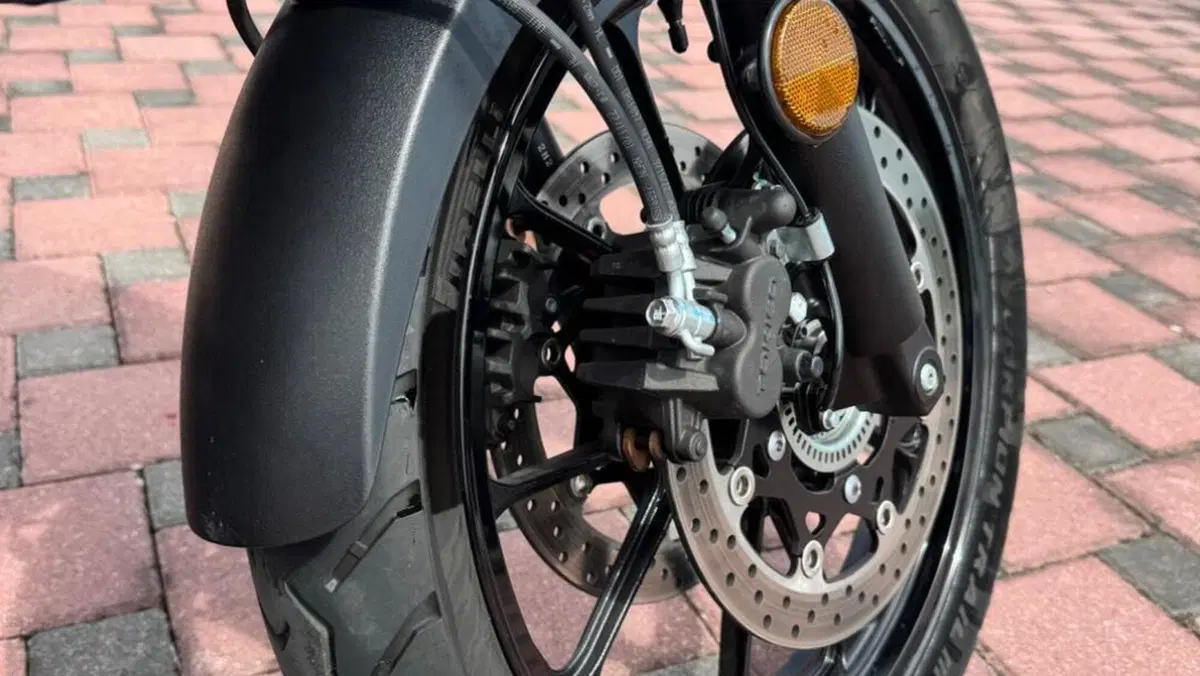 Suzuki V-Strom 650 (2021 - 25)  (6)