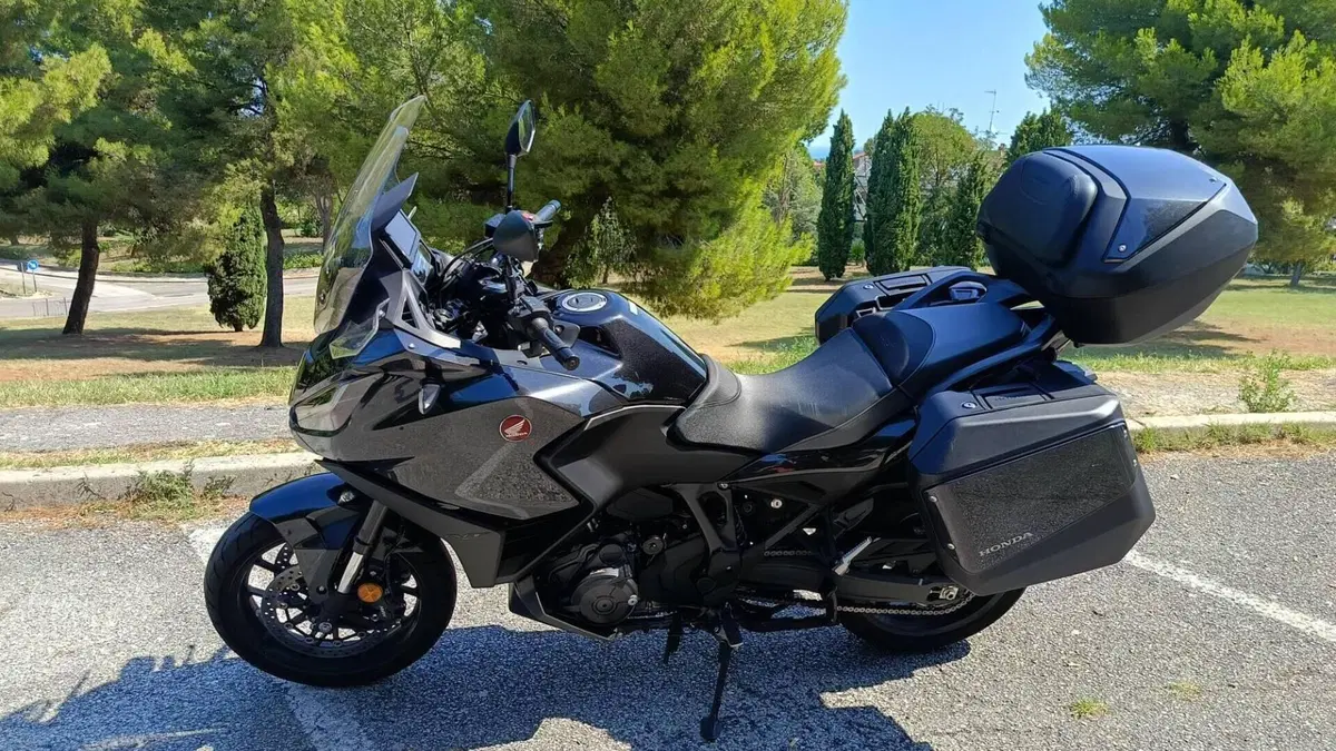 Honda NT 1100 Travel DCT (2022 - 24)  (2)