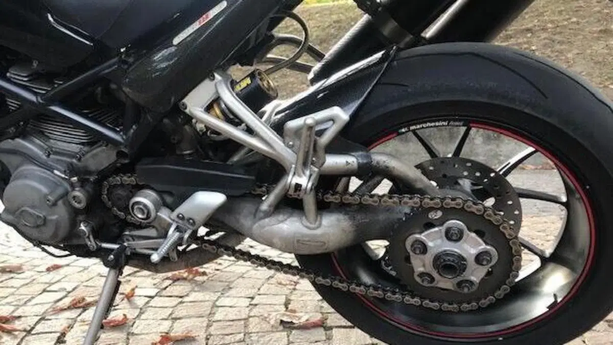 Ducati Monster S2R 1000  (5)