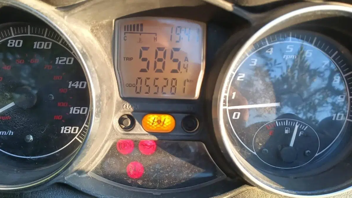 Piaggio MP3 400 Touring (2011 - 12)  (6)