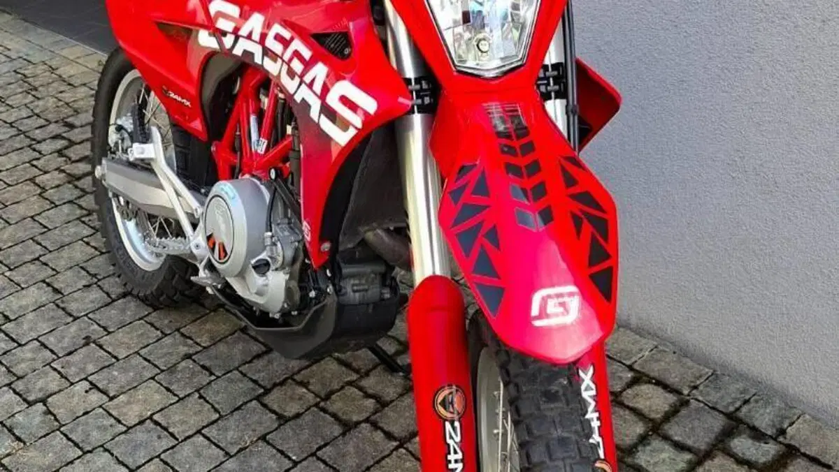 GASGAS ES 700 (2022 - 26)  (4)
