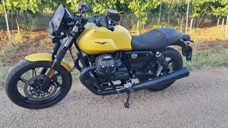 Moto Guzzi V7 Stone (2021 - 24)