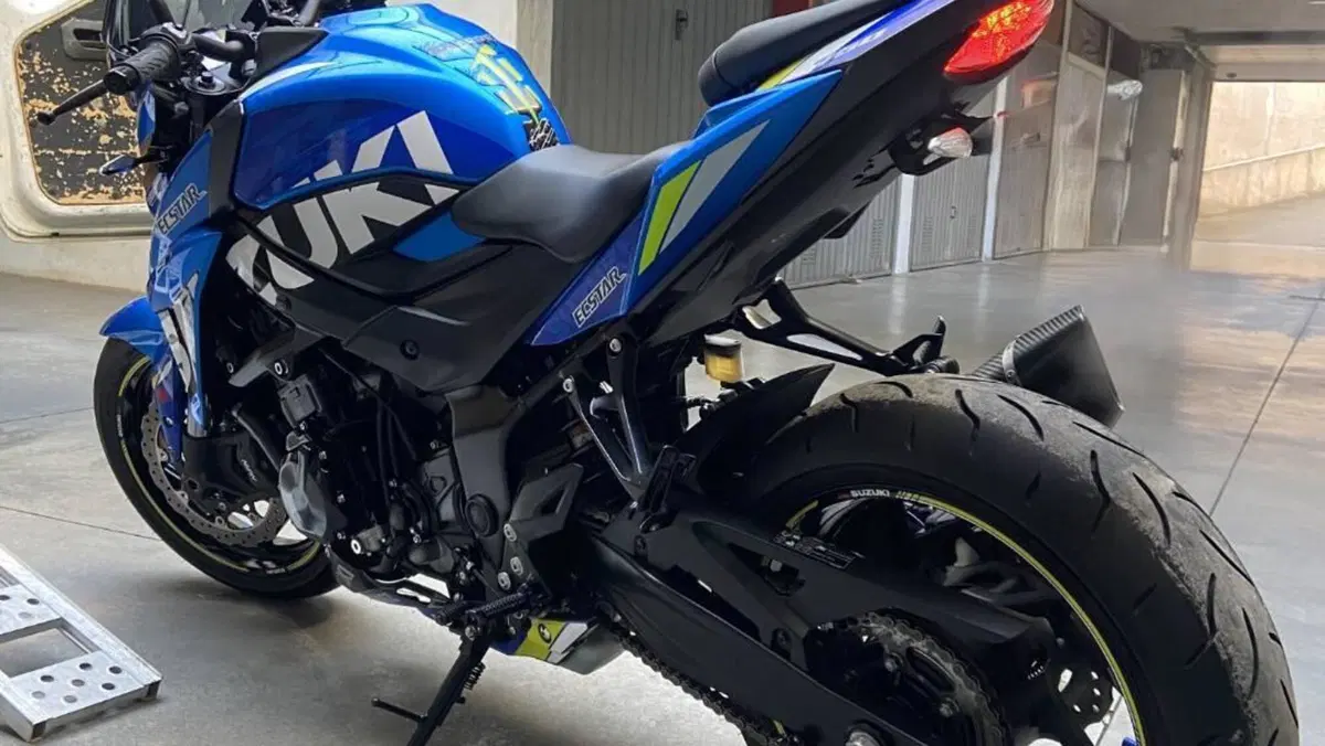Suzuki GSX S 750 Yugen (2018 - 20)  (4)