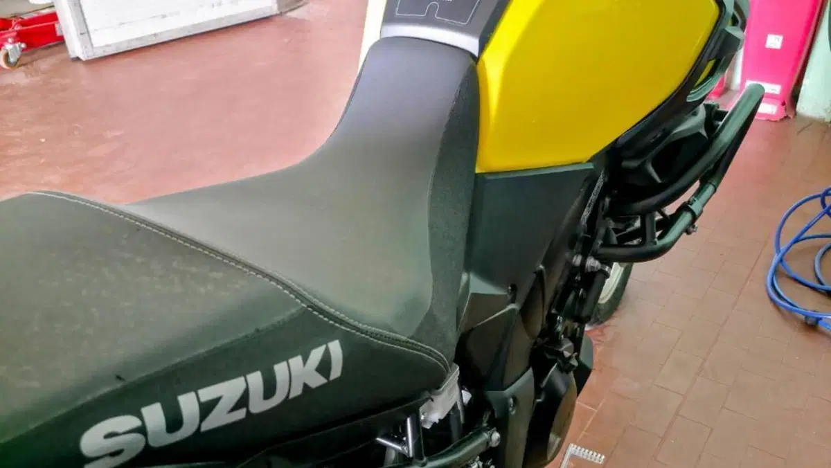 Suzuki V-Strom 1000 (2017 - 20)  (10)
