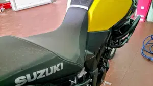 Suzuki V-Strom 1000 (2017 - 20)  (10)