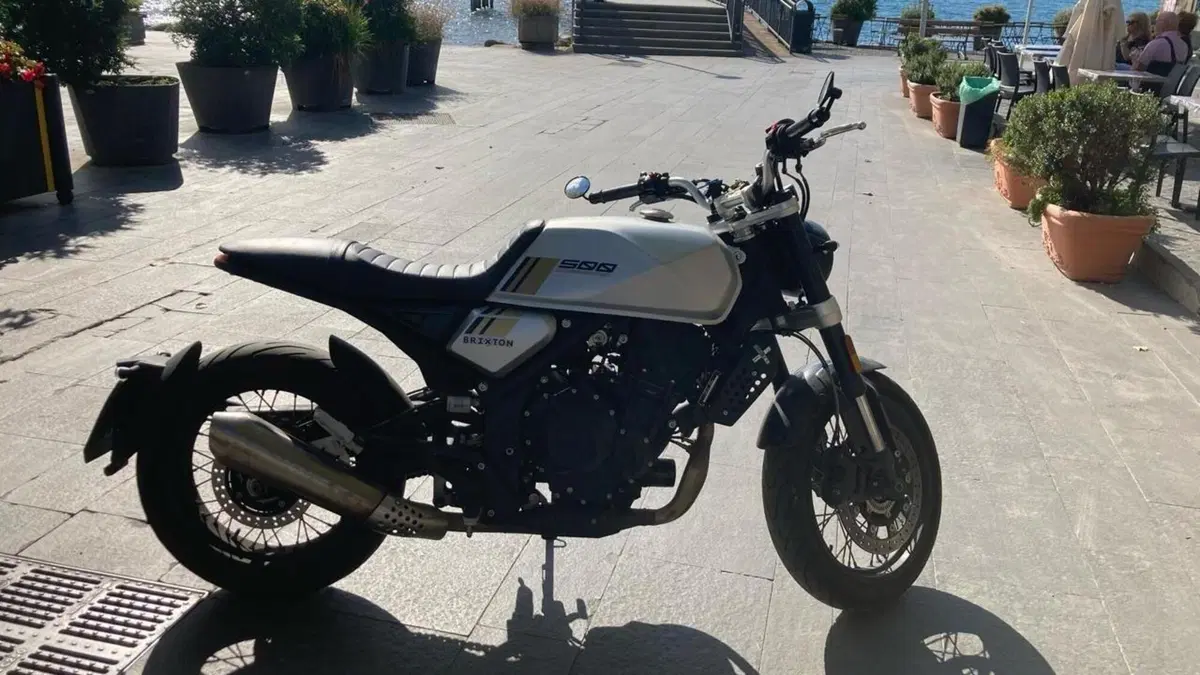Brixton Motorcycles Crossfire 500 X (2021 - 26)  (5)