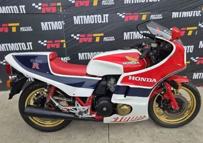 Honda cb1100r Scambio con Rolex - Annuncio 10082923