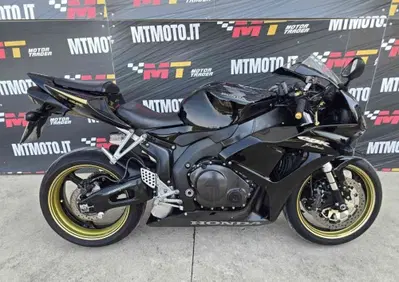 Honda CBR 1000 RR Fireblade (2006 - 07) - Annuncio 10082932