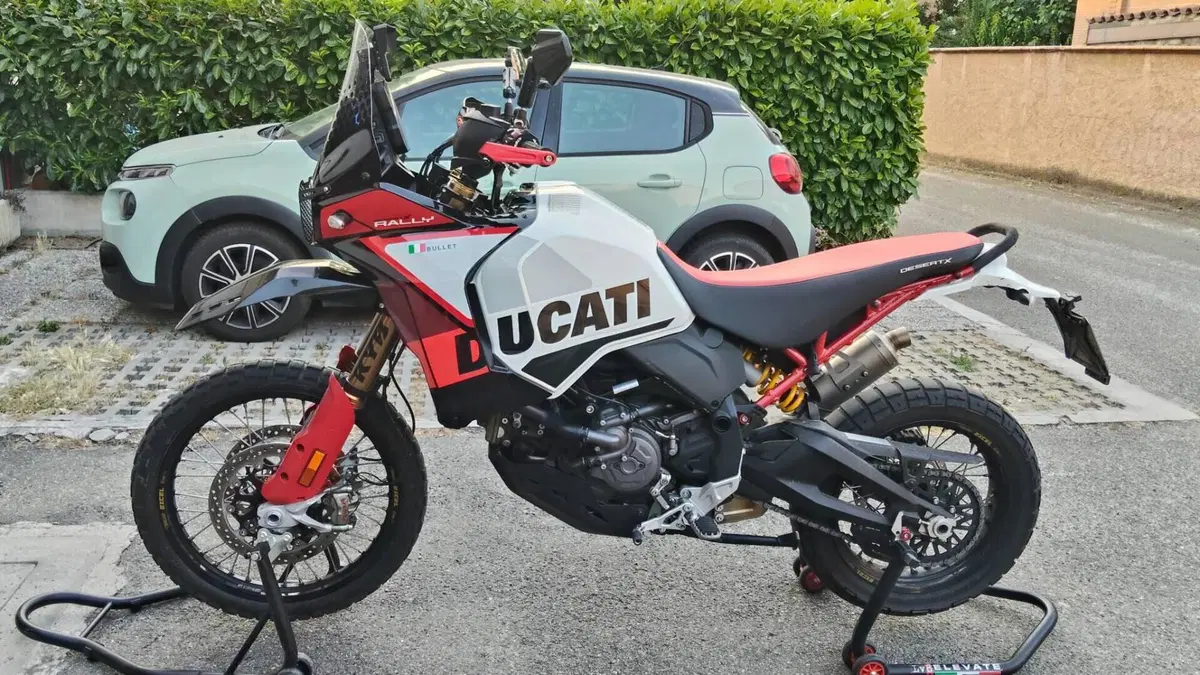 Ducati DesertX Rally (2024 - 25)  (2)