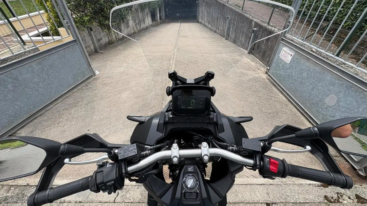 Honda ADV 350 (2022 - 24)  (10)