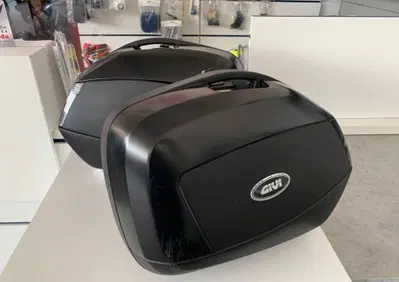 Borse laterali GiVi V35NT usate - Annuncio 10083153