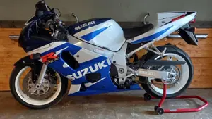 Suzuki GSX R 600 (2001 - 03)  (11)