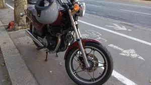Honda   (2)