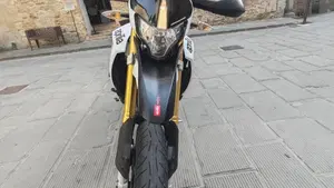 Aprilia Dorsoduro 750 (2009 - 14)  (9)