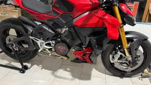 Ducati Streetfighter V4 S (2025 - 26)  (2)