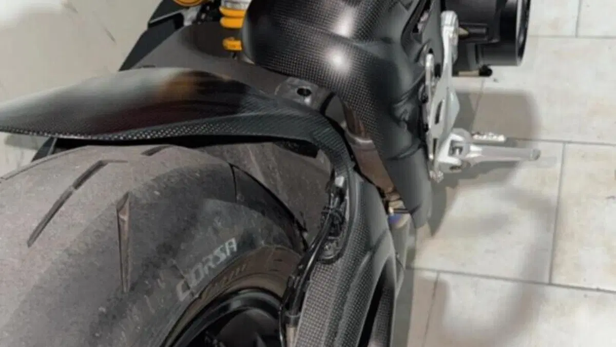 Ducati Streetfighter V4 S (2025 - 26)  (4)