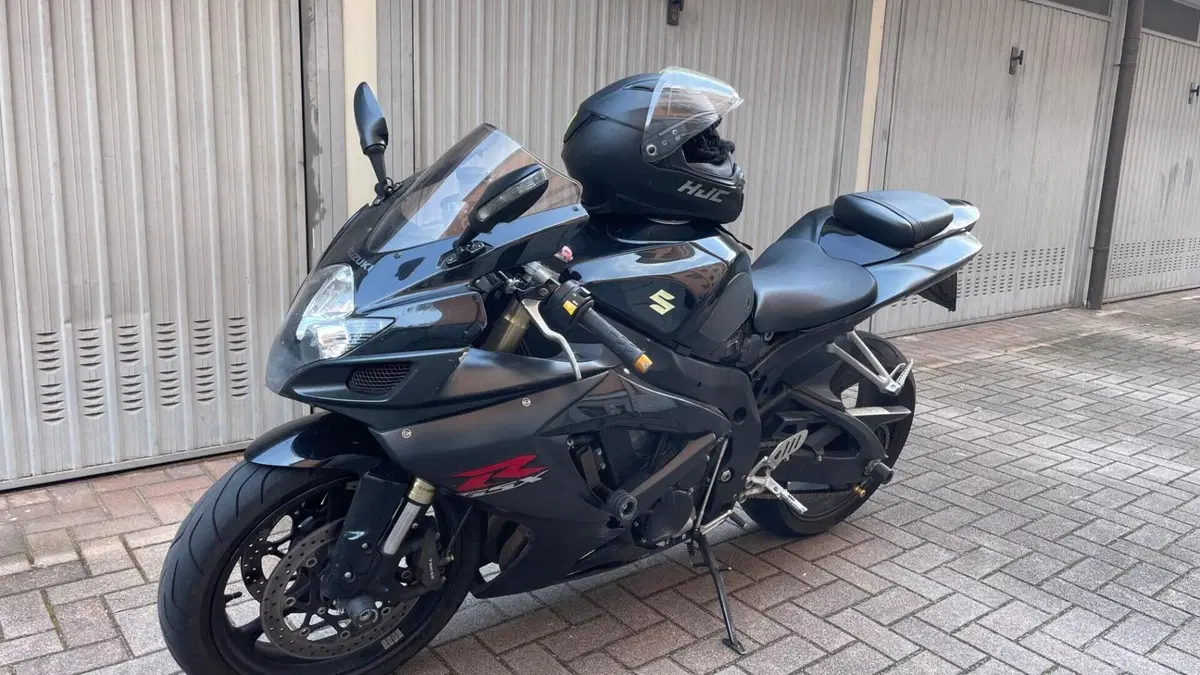 Suzuki GSX R 600 (2006 - 07)  (2)