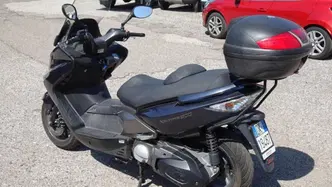 Kymco Xciting 500 i (2007 - 11) usata