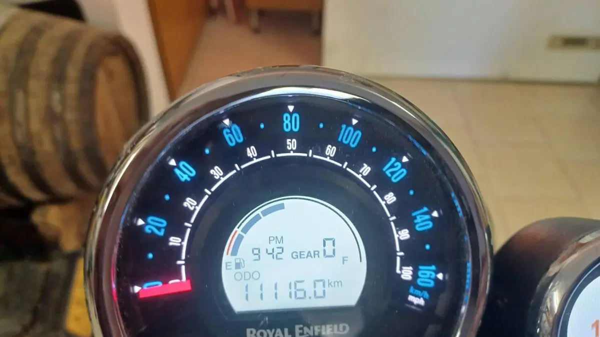 Royal Enfield Meteor 350 (2021 - 26)  (6)
