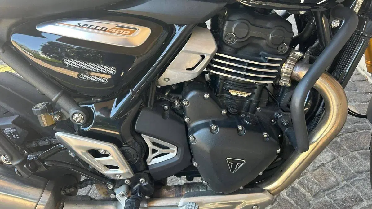 Triumph Speed 400 (2024 - 26)  (2)