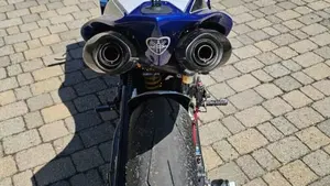 Yamaha YZF R1 (2007 - 08)  (4)