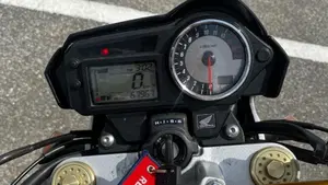 Honda Hornet 600 (2005 - 06)  (6)