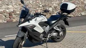 Honda Crossrunner ABS (2010 - 14)  (2)