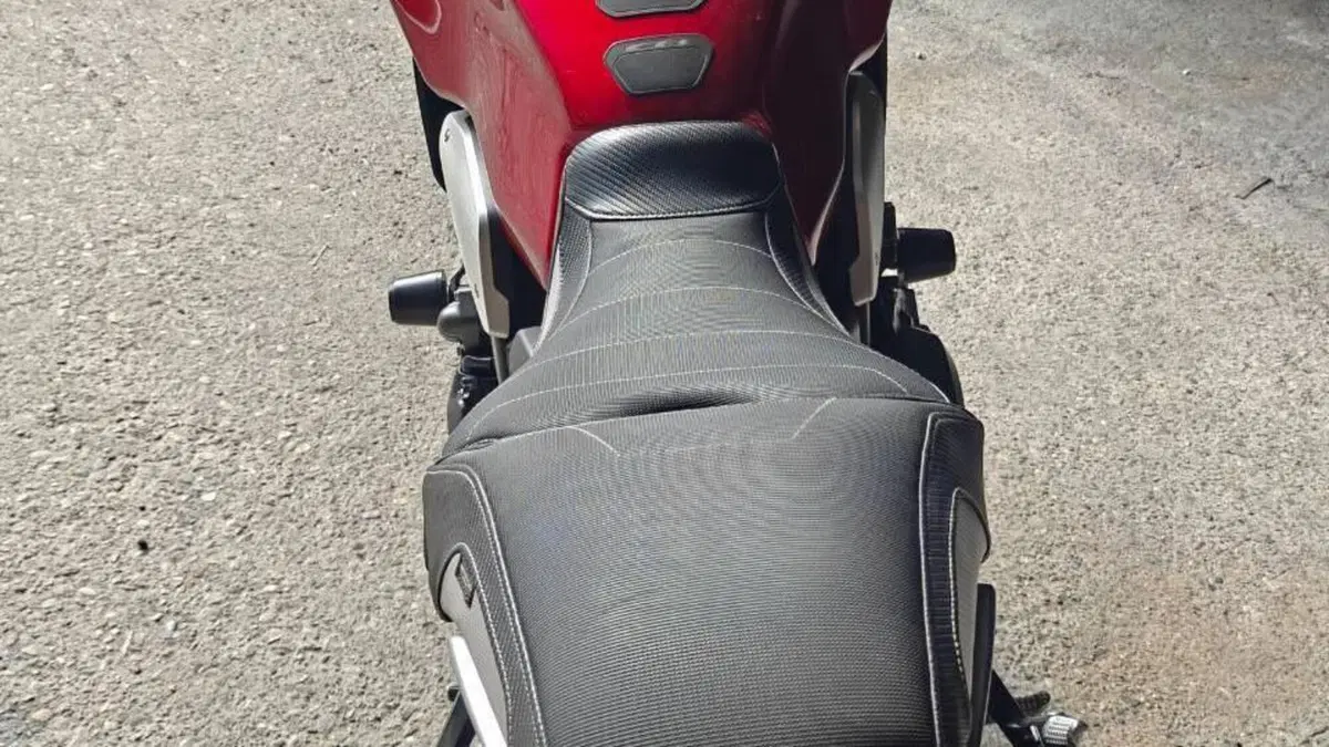 Honda CB 1000 R (2021 - 25)  (5)