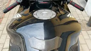 Honda CBR 1000 RR Fireblade (2004 - 05)  (4)