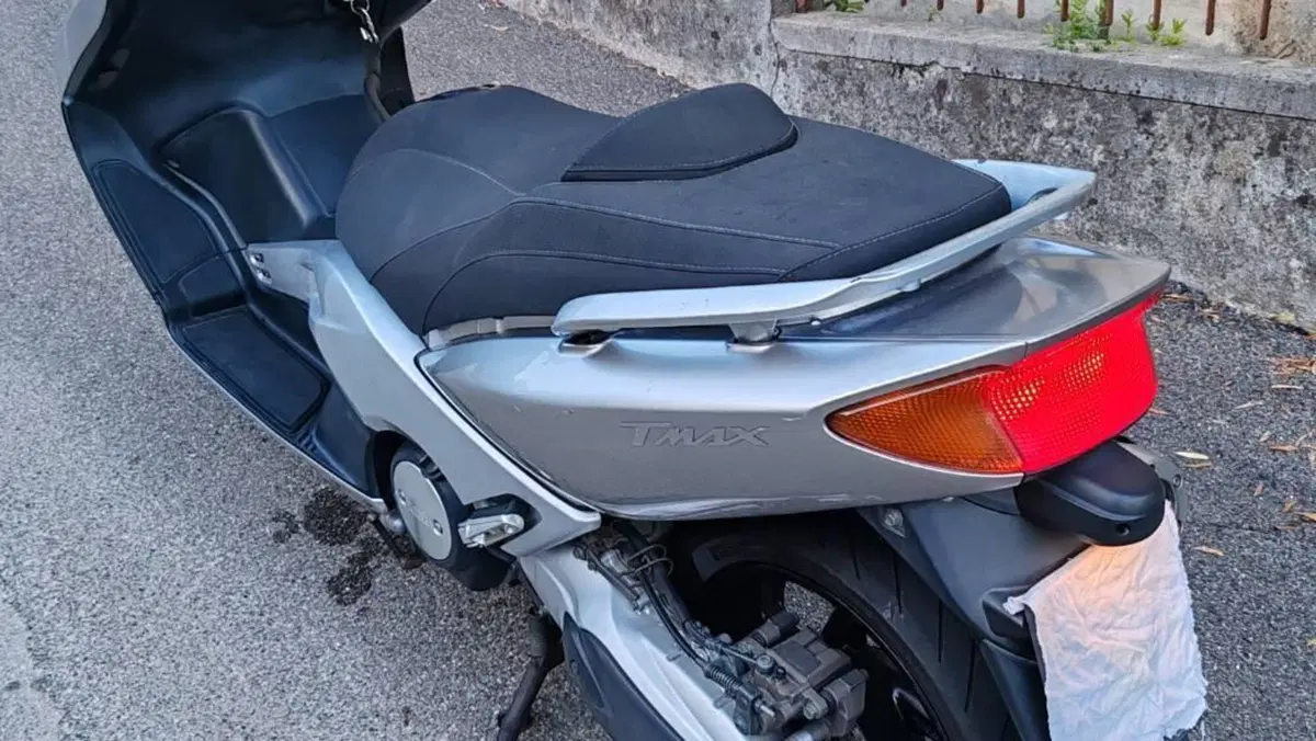 Yamaha T-Max 500 (2004 - 07) 