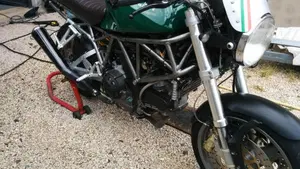 Ducati Sport 750 HF I.E. (2001 - 02)  (16)