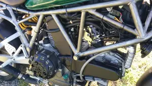 Ducati Sport 750 HF I.E. (2001 - 02)  (6)