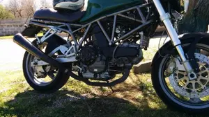 Ducati Sport 750 HF I.E. (2001 - 02)  (8)