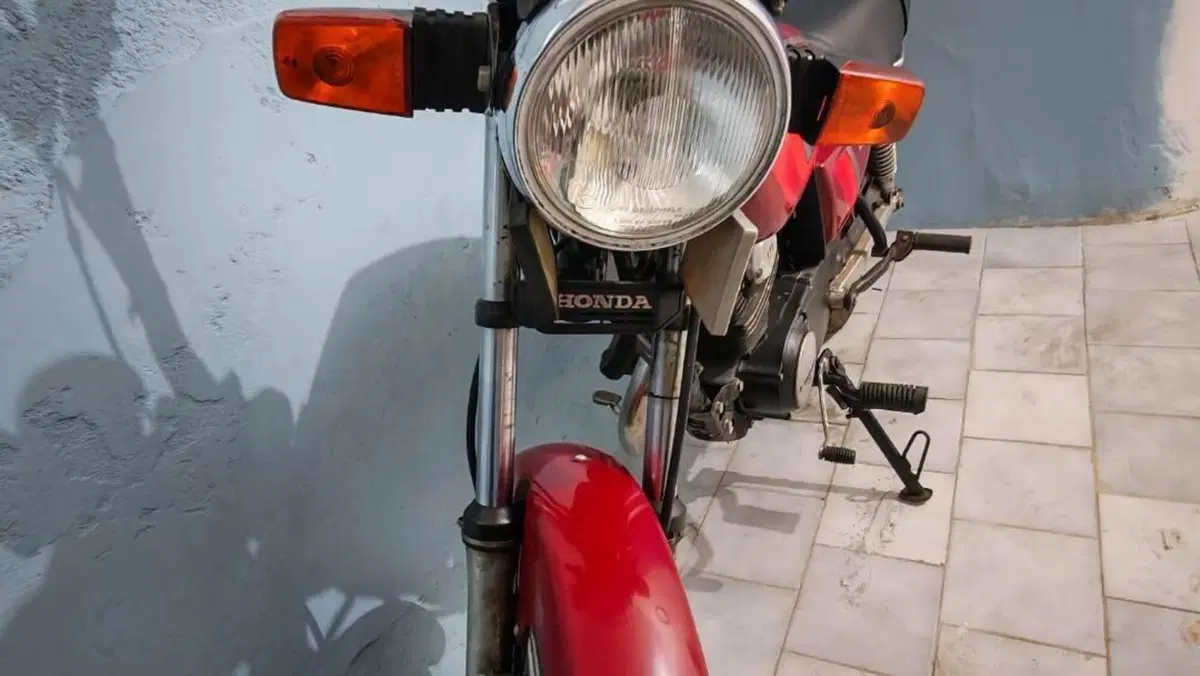 Honda   (2)