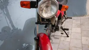 Honda   (2)