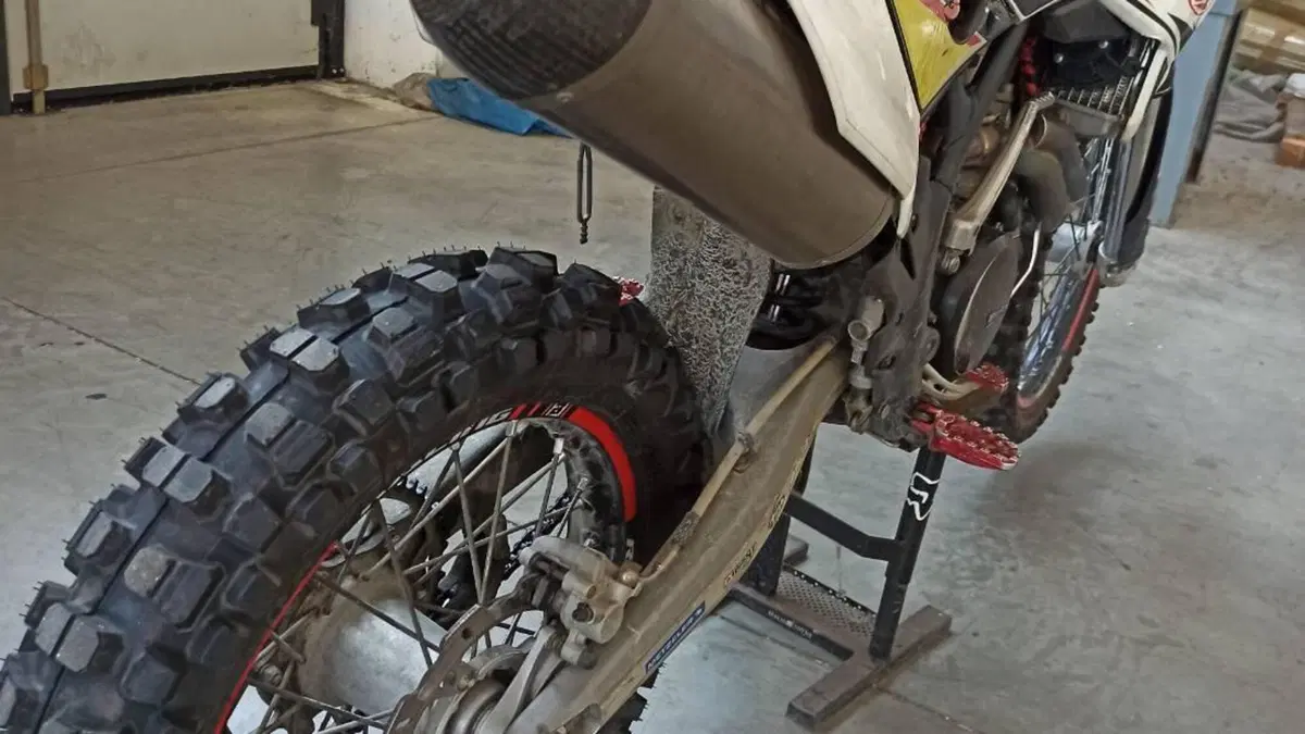 Betamotor RR 400 4T Enduro (2010)  (3)