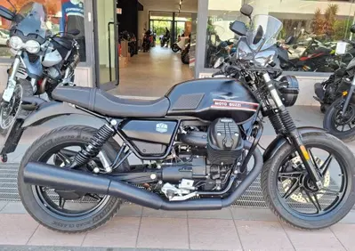Moto Guzzi V7 Stone (2021 - 24) - Annuncio 10083457