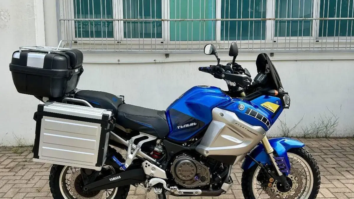 Yamaha XT1200Z Super Ténéré First Edition (2010 - 11) 