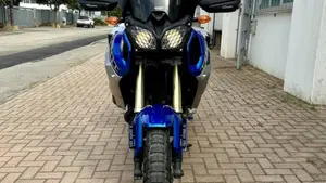 Yamaha XT1200Z Super Ténéré First Edition (2010 - 11)  (7)