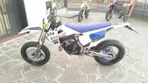 Husqvarna TC 125 (2022)  (2)